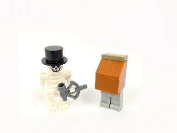 Junkbot minifigure